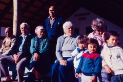 Descendants of Ōpureora Marae gathered in front of Tūwhiwhia wharenui.